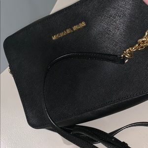 Micheal Kors side bag
